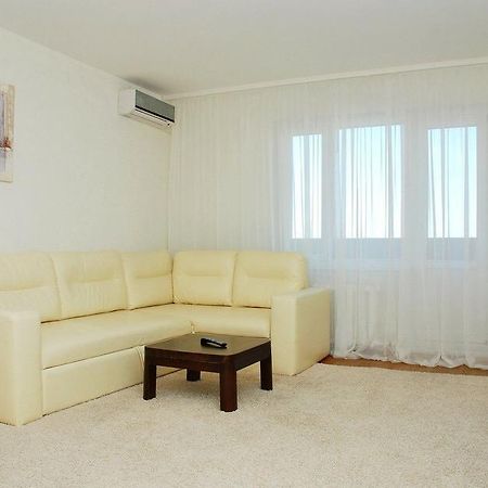 2-komnatnye apartamenty Alladin - Pozniaki Kijev Kültér fotó