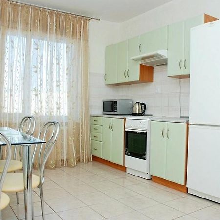 2-komnatnye apartamenty Alladin - Pozniaki Kijev Kültér fotó