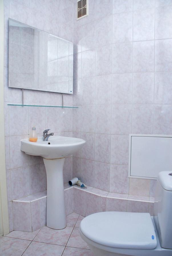2-komnatnye apartamenty Alladin - Pozniaki Kijev Kültér fotó