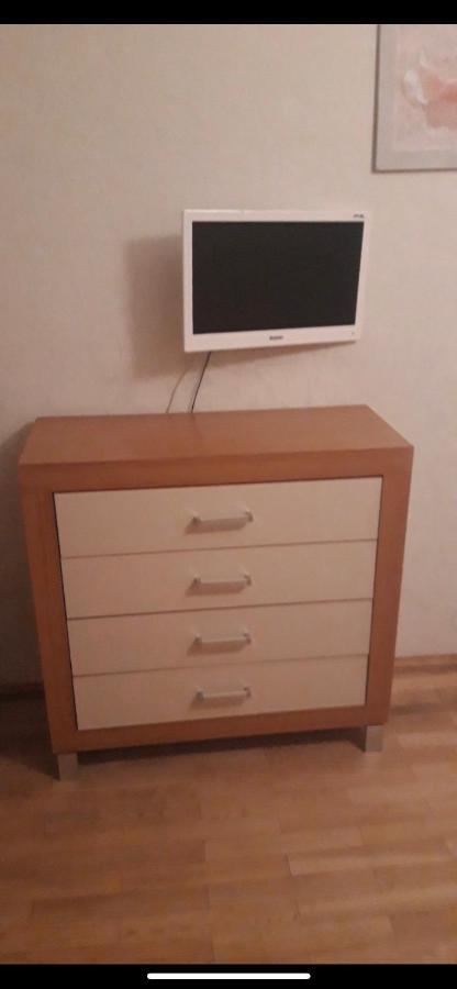 2-komnatnye apartamenty Alladin - Pozniaki Kijev Kültér fotó